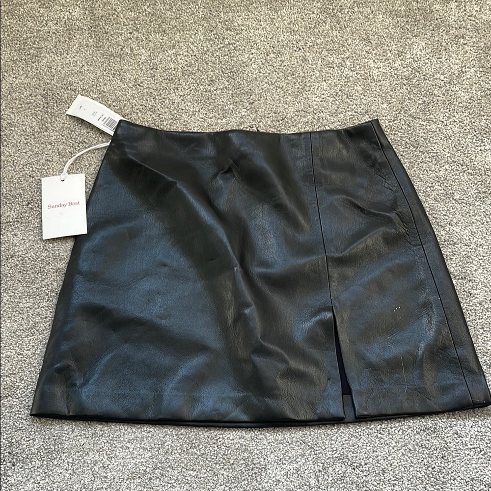 Aritzia Sunday Best Black Mini Leather Skirt